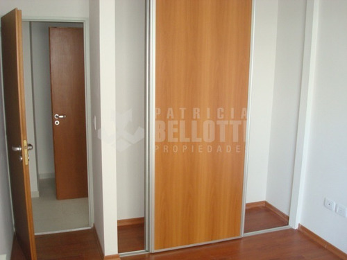 Imagen 7 de 9 de Departamento 2 Dormitorios En Alquiler - Av. 32 E/ 1 Y 2 - La Plata