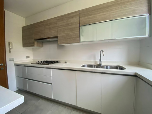 Arriendo Dpto Con Jardín, 4 Dorm Cercano A Portal