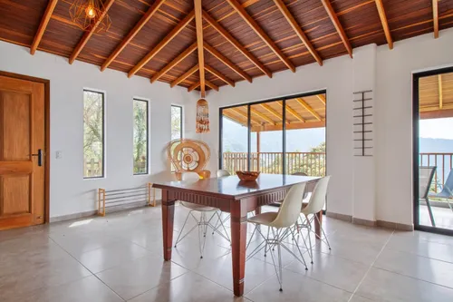 Casa En Arriendo En Vereda La Miel. Cod A22445