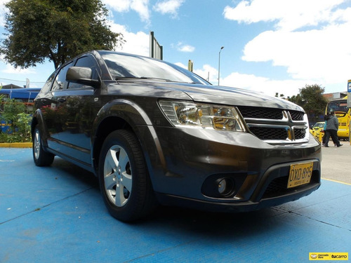 Imagen 3 de 25 de Dodge Journey