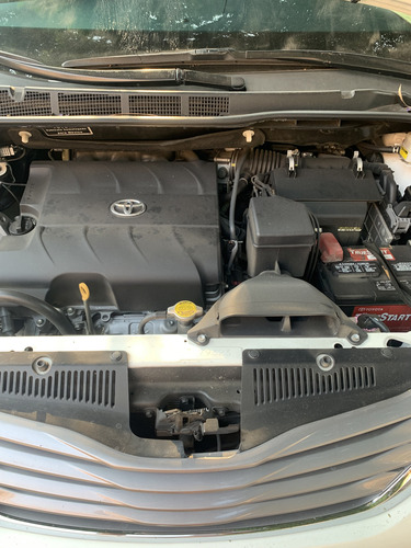 Toyota Sienna 3.5 Xle At
