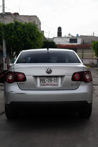 Volkswagen Bora 2.0 Style Active Tiptronic At