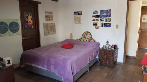 Casa Con Piscina, Jardines Y Oficina De Trabajo Remoto