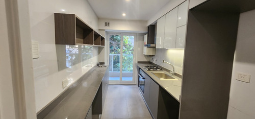 Hermoso Departamento A Estrenar - 3 Ambientes Al Frente Con Balcón Y Cochera Fija