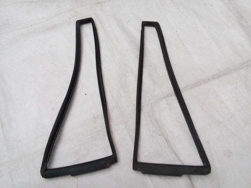 Empaques Aleta Puertas Tras Vw Corsar 84-87 Sedan Oem Usado