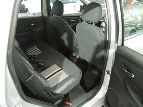 Imagen 16 de 25 de Chevrolet Spin 1.8 Active 2016 75.000km