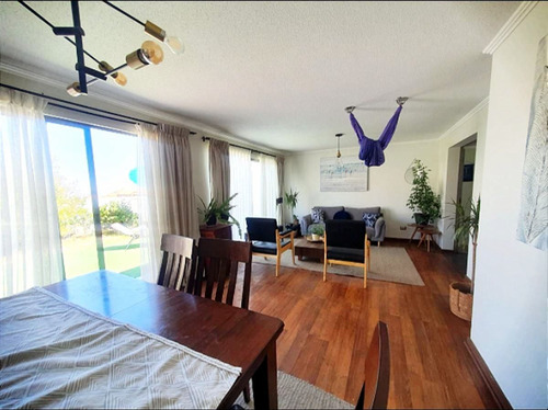 Venta Casa La Florida, Aislada 2do Piso, 5 Dorm, Panul