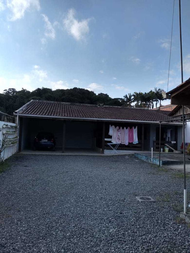 Imagem 4 de 10 de Casa - Padrão, Para Venda Em Joinville/sc - V460