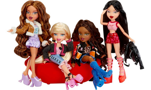 Bratz Goin Out ! Muñeca Yasmin .