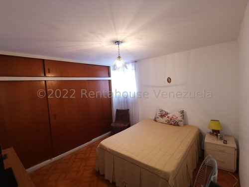 Imagen 9 de 19 de Espacioso Apartamento En Venta El Marques 22-8535