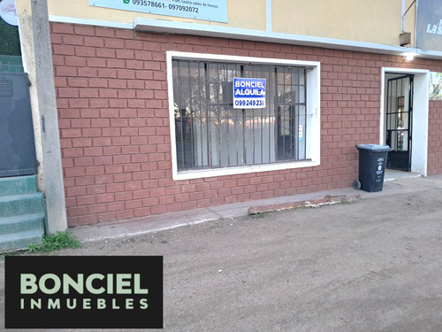 Alquilo Local En Buena Zona Comercial De Progreso