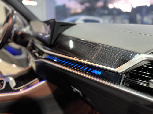 BMW X5 4.4 V8 M60I