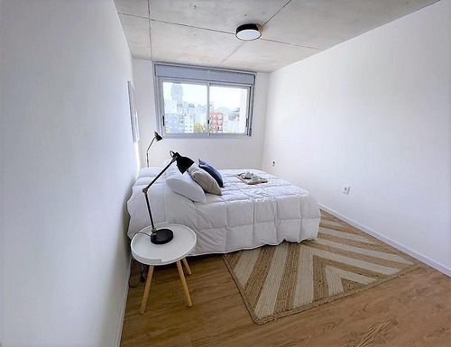 Apartamento De 2 Dormitorios En Maldonado Y Florida