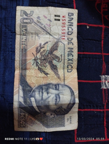 Billete De 20 Pesos Con La Imagen De Benito Juárez 