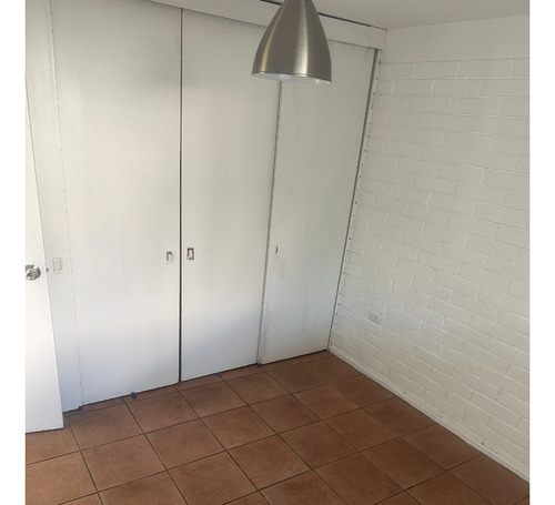 Impecable 4 Dorm. + 2 Bbaños+ Estacionamiento