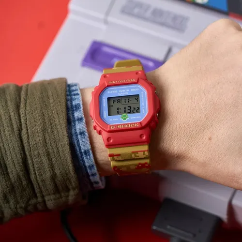 G-shock Super Mario Bros Edição Limitada Casio Dw-5600smb G-shock Super Mario Bros Edição Limitada Casio Dw-5600smb