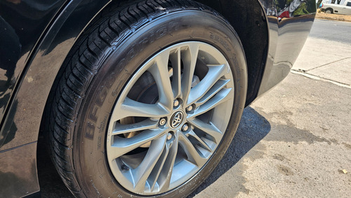 Toyota Camry 3.5 Xle V6 At