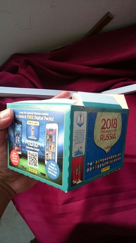 Imagen 2 de 3 de Paqueton De Figuritas Panini Mundial Rusia 2018 Peru