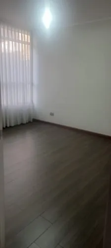 Amplio Depto 1 Dormitorio 1 Baño A Pasos De Metro Moneda