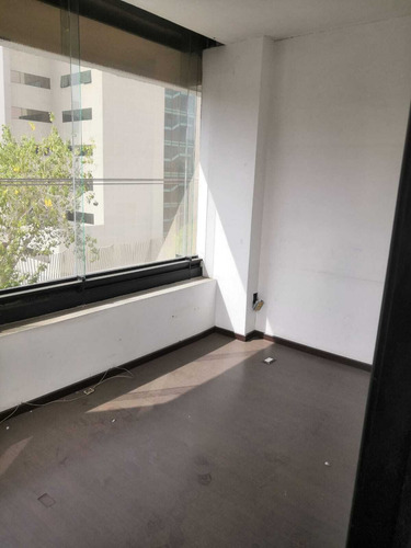 Imagen 2 de 4 de Renta Oficina En Plaza Pabellón Parotti