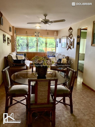 Imagen 5 de 10 de Apartamento En Alquiler En Macuto, Bajada El Playón, Av. La Playa Frente Al Balneario, Residencias Camurichico Edo. La Guaira Aa-mto001