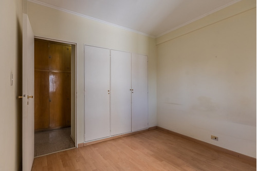 Departamento De 4 Ambientes En Venta, Temperley