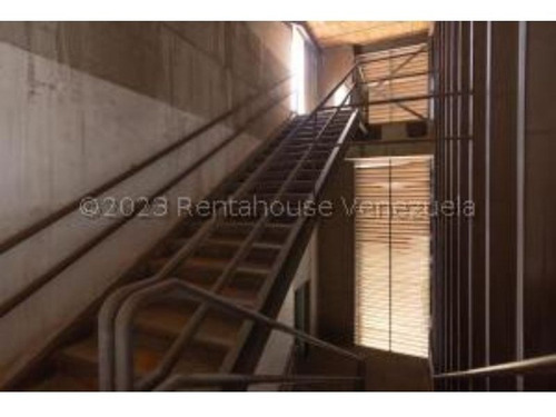 #24-4774 Edificio Industrial En San Martin