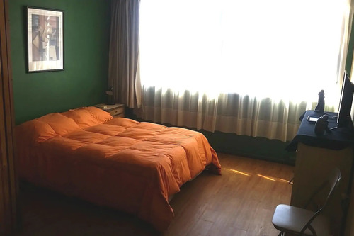18 De Julio Y Yaguarón, Excelente Ubicación, Wifi, A/c, Para Hasta 4 Personas!