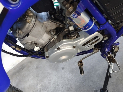 Imagem 2 de 8 de Yamaha Dt 200 R