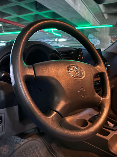Imagen 2 de 13 de Toyota Hilux Kavak 2011