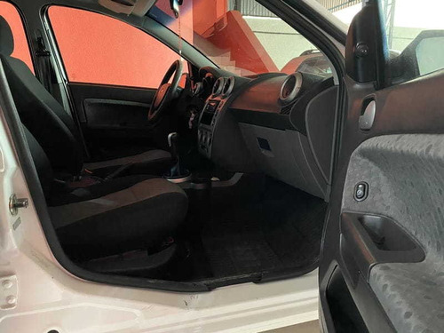 Ford Fiesta Hatch Class 1.6 8v 4p