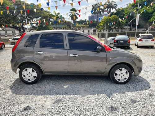 Imagen 3 de 10 de Ford Fiesta Move