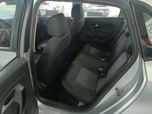 Volkswagen Polo 5p L4/1.6 Man