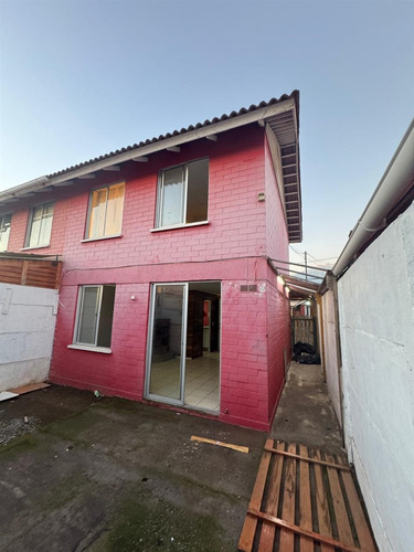 Hermosa Propiedad Dentro De Condominio Bajo Gasto Comun