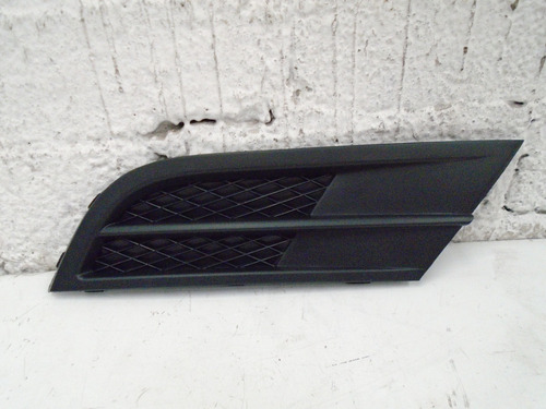 Rejilla Fascia Delantera Derecha Jetta 6 15-18 Negra