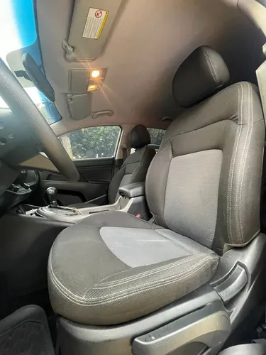 Kia New Sportage LX 2.0
