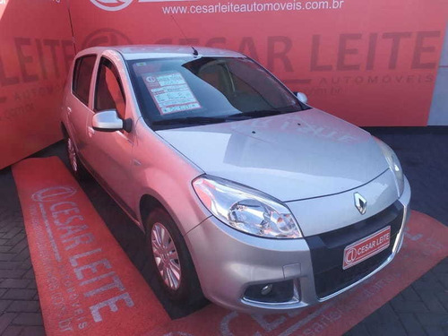 Imagem 2 de 15 de Renault Sandero 1.6 Privilege