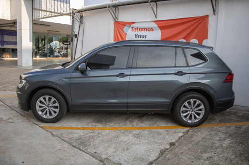 Imagen 3 de 6 de Volkswagen Tiguan Trendline Plus Tsi 1.4l Dsg L4 150 2018
