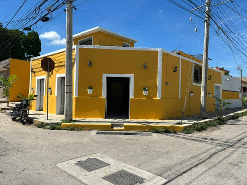 Casa En Venta Merida, Centro Casa Cafe Cantante (avc-2171)