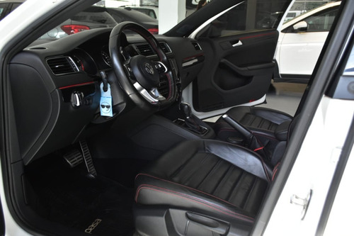 Volkswagen Vento Gli 2.0 Tsi 211cv Car Cash