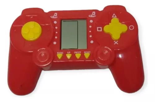 Uma Garota Com Um Gamepad Em Suas Mãos Joga Um Videogame