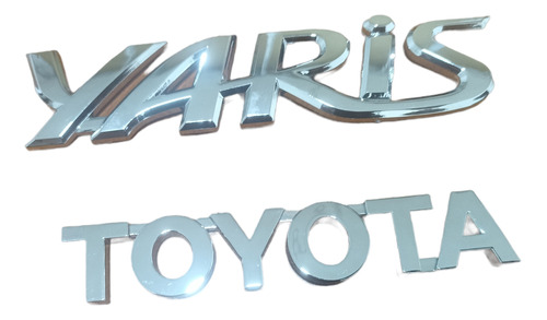 Emblema Letras Toyota Yaris 