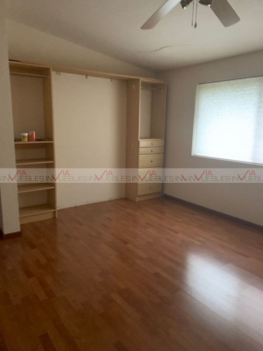 Casa En Renta En Contry Sol, Guadalupe, Nuevo León