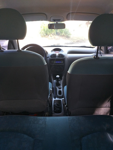 Peugeot 206 1.4 Xr 2001
