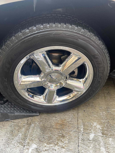 Imagen 8 de 10 de Chevrolet Tahoe D Suv Piel Cd 2a Fila Asientos At 2012