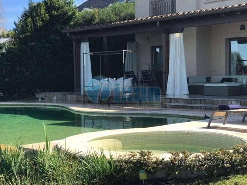 Imagen 9 de 25 de Bajo De Precio La Isla - Casa Venta Usd 1.950.000