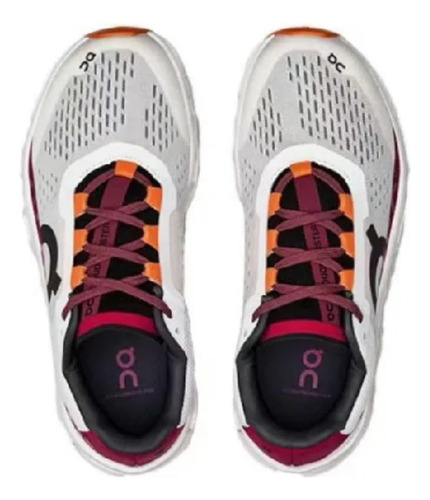 A//on En La Serie De Zapatillas For Correr A