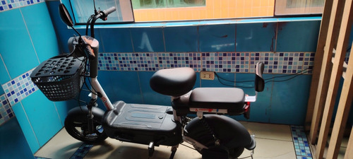 Moto Eléctrica Soporta Hasta 150 Kg 45km Velocidad Max