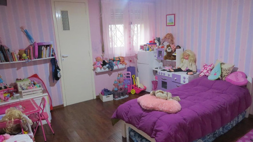 Imagen 12 de 22 de Casa En Venta 5 Ambientes Martinez