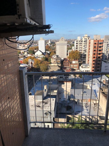 Imagen 17 de 21 de Departamento En Venta De 3 Ambientes En Lanús Oeste